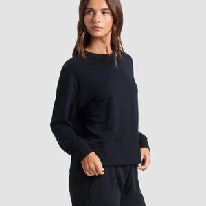 New Cozy Earth Women's StudioLite Crewneck Large